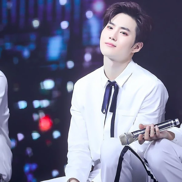 充滿粉絲愛的Suho人氣照片