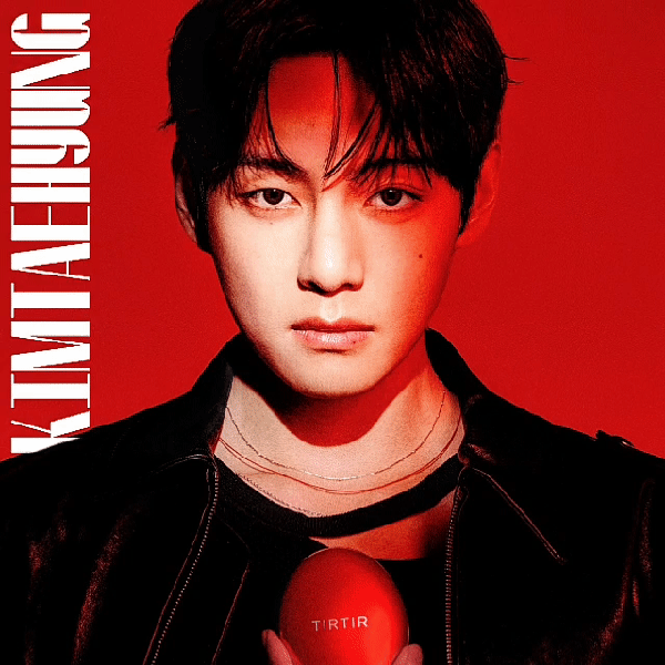 Top moment of Kim Taehyung (V) chosen by fans