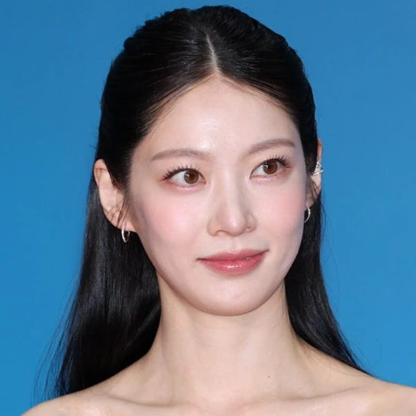 Popular photo full of fans’ love for Gong Seungyeon