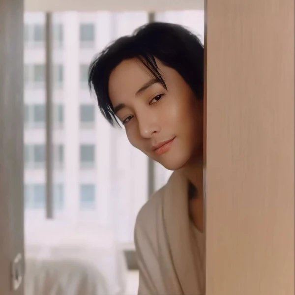 The most loved look of Lee Soohyuk today