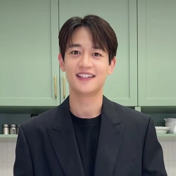 오늘 가장 사랑받은 최민호의 모습