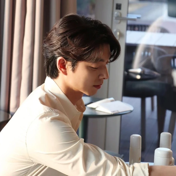 The most loved look of Gong Yoo today