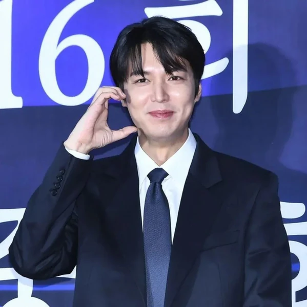 오늘 가장 사랑받은 이민호의 모습