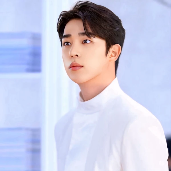 Popular photo full of fans’ love for Lee Chanhyeong