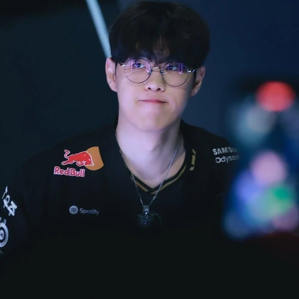 投票で選ばれたOnerの人気プロフィール画像