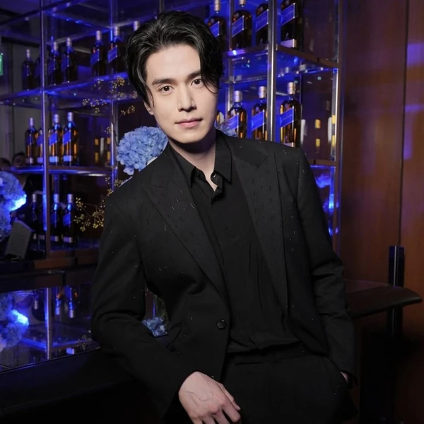 The most loved look of Lee Dongwook today