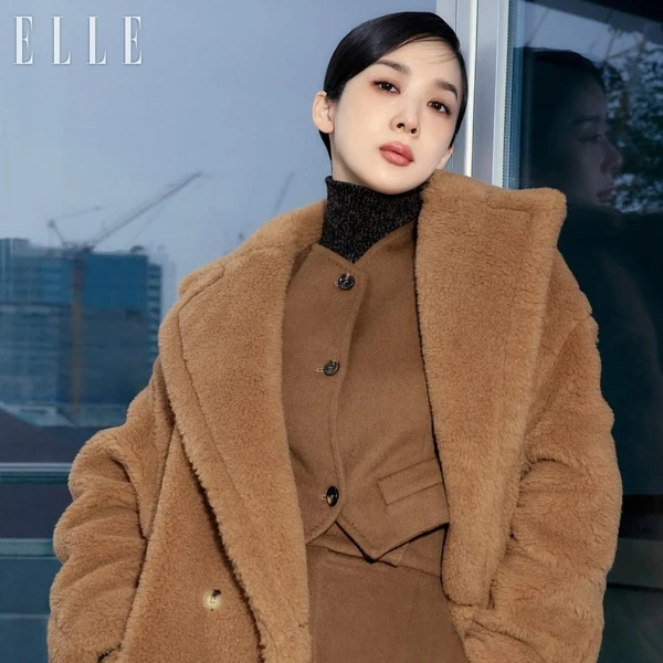 The most loved look of Lee Chungah today