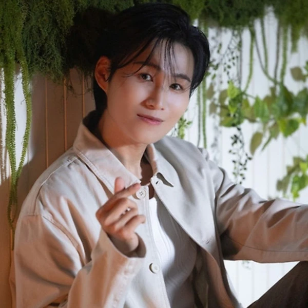 充滿粉絲愛的金熙栽人氣照片