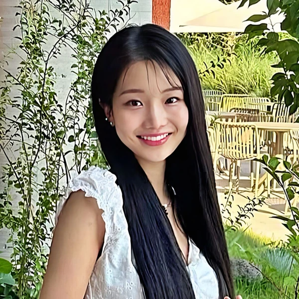 Top moment of Kim Soyeon (2004) chosen by fans