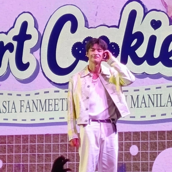 Popular photo full of fans’ love for Seo Inguk