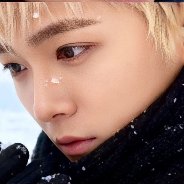 The most loved look of Lee Honggi today