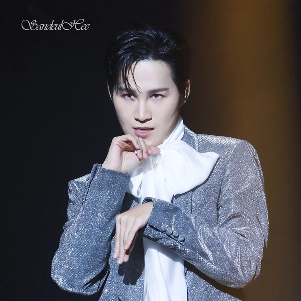 今天最受喜愛的金熙栽模樣