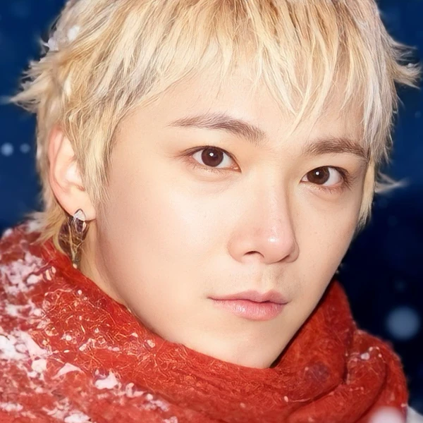 The most loved look of Lee Honggi today