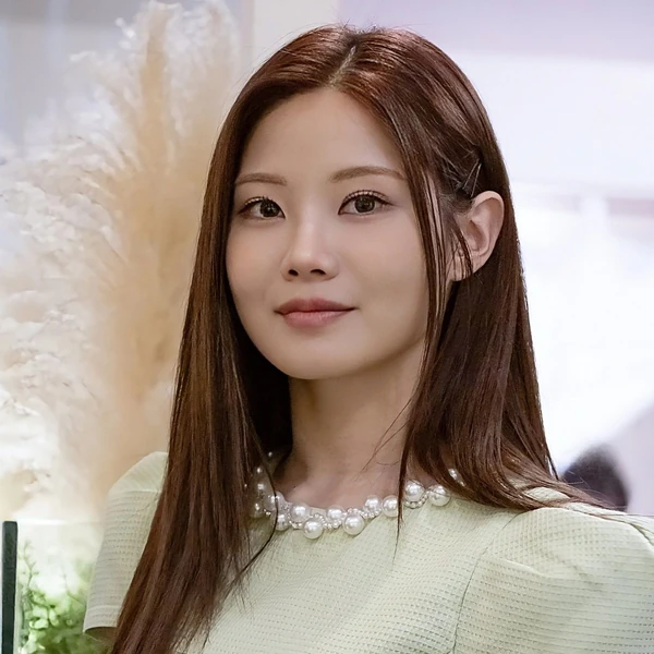 Popular photo full of fans’ love for Bae Ahyeon