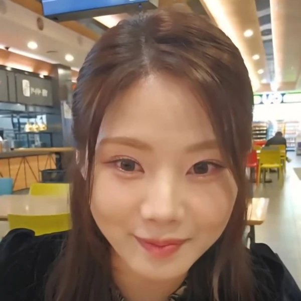 Top moment of Bae Ahyeon chosen by fans