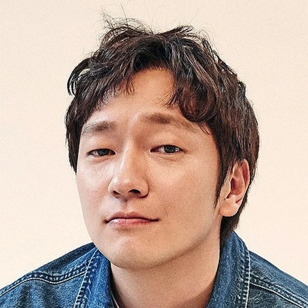 Popular photo full of fans’ love for Son Seokkoo