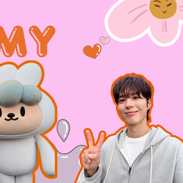 Popular photo full of fans’ love for Park Bogum