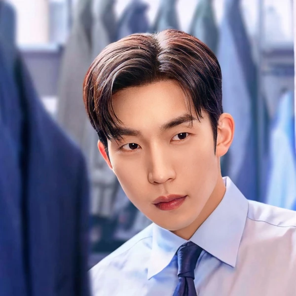 Popular photo full of fans’ love for Lee Sangyi