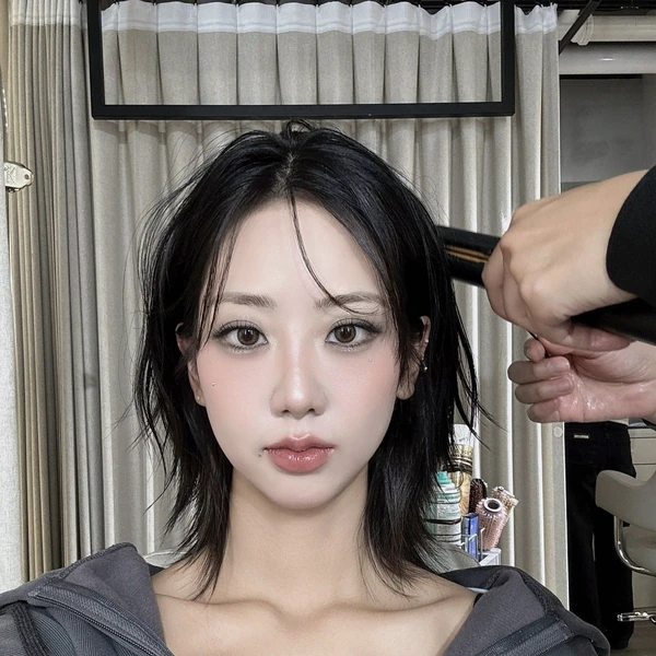 Popular photo full of fans’ love for Kang Hyeyeon