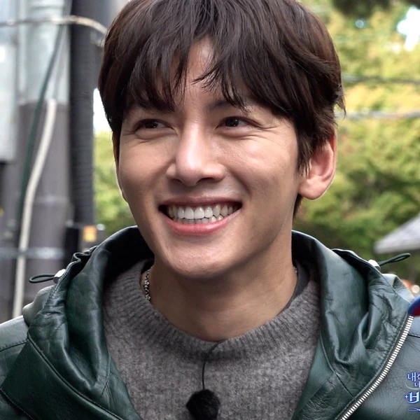 The most loved look of Ji Changwook today