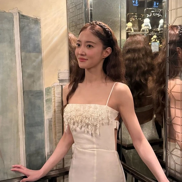 The most loved look of Lee Seyoung today