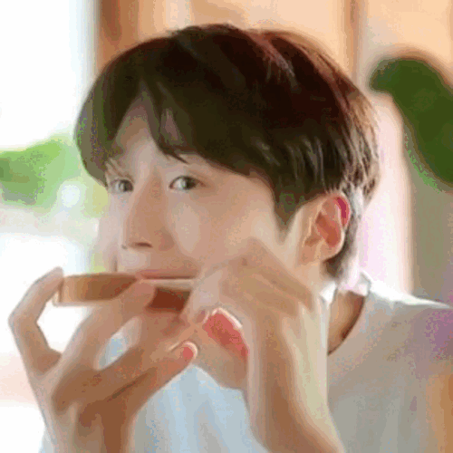 Top moment of Kim Seonho chosen by fans