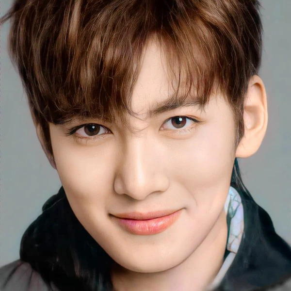 Popular photo full of fans’ love for Ji Changwook