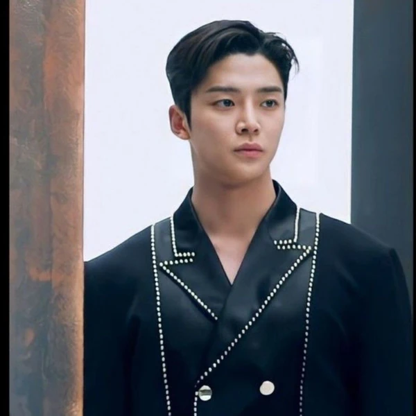 팬들이 뽑은 로운 최고의 순간