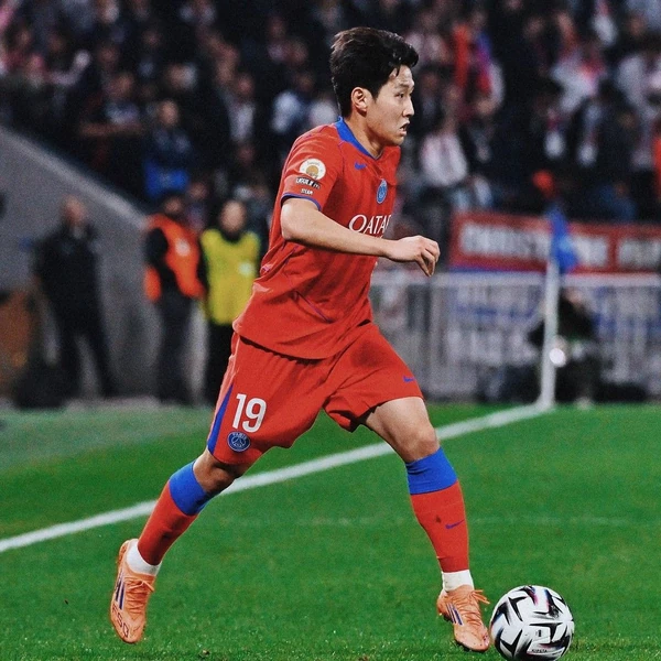 Top moment of Lee KangIn selected by the fandom