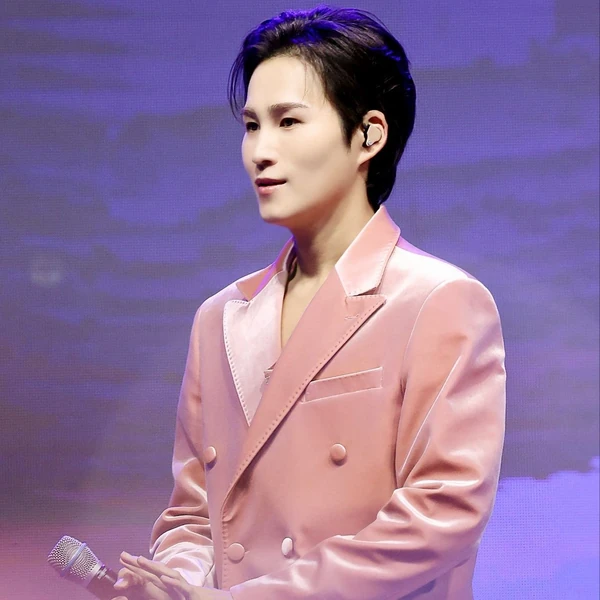 김희재 팬심 가득한 인기 사진