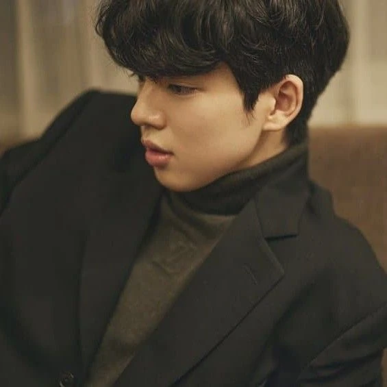 Postingan banner nomor 1 dari Cha Junhwan yang dibuat oleh fandom