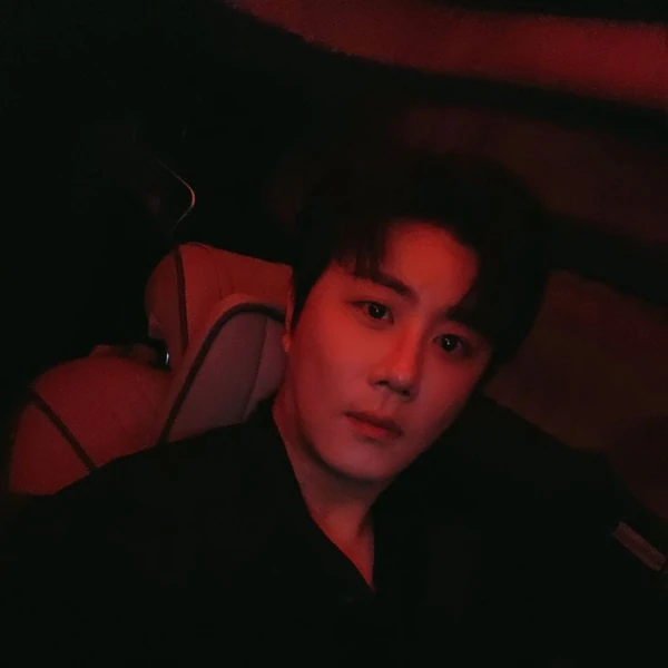 진해성 팬심 가득한 인기 사진