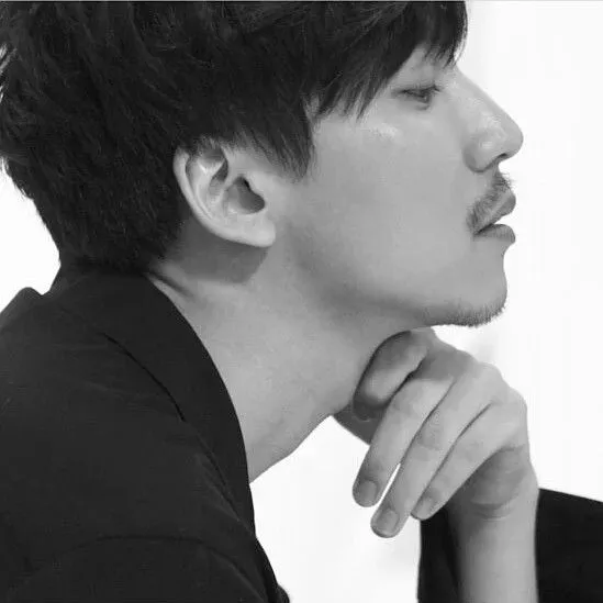 Popular photo full of fans’ love for Kim Namgil