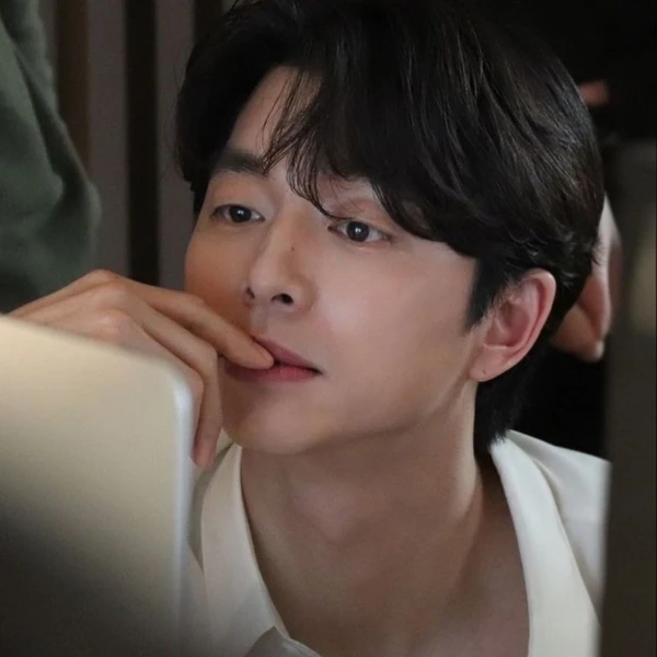 The most loved look of Gong Yoo today