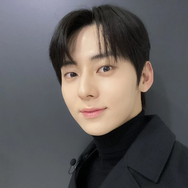 Top moment of Hwang Minhyun chosen by fans
