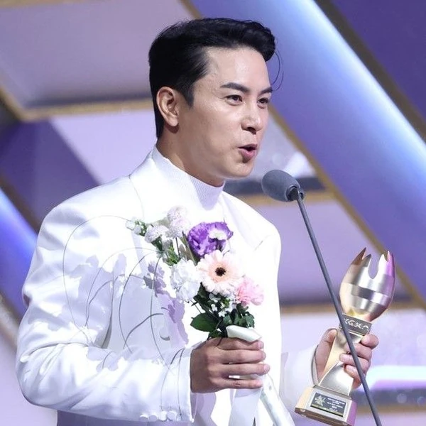 Momen terbaik Jang Minho pilihan penggemar