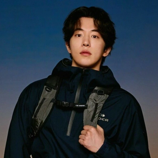 The most loved look of Nam Joohyuk today