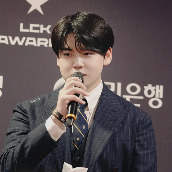 Most popular banner post in Gumayusi's community