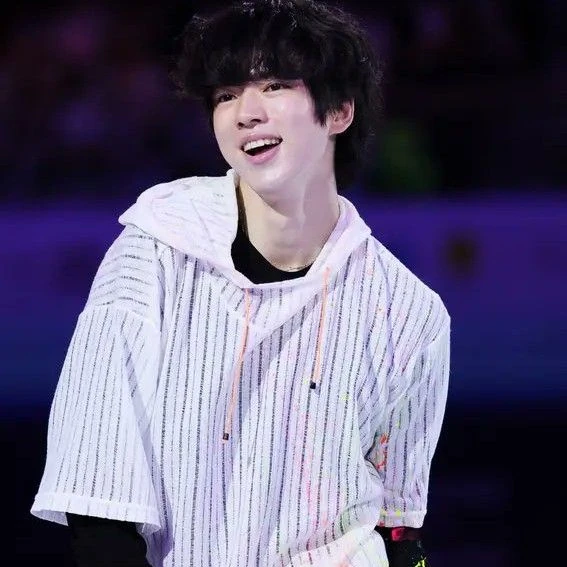 A brilliant moment of Cha Junhwan created by the fandom