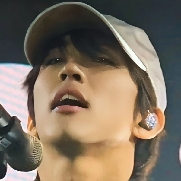 The most loved look of Lee Seungyoon today