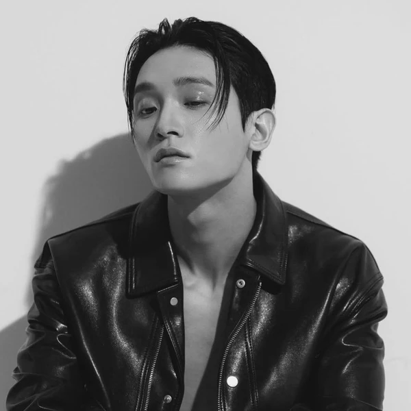 Popular photo full of fans’ love for Choi Hojong