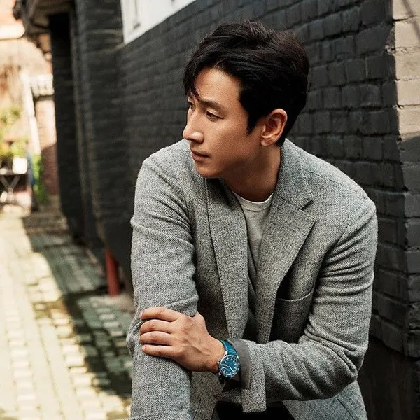 The most loved look of Lee Sunkyun today