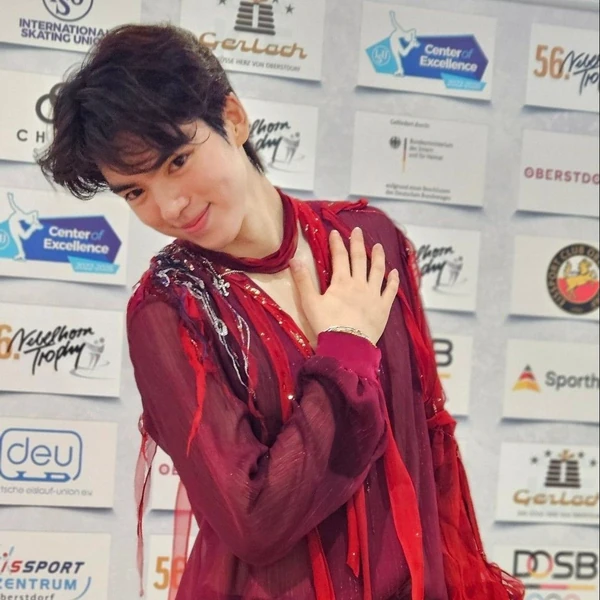 Momen gemilang Cha Junhwan yang dibuat oleh fandom