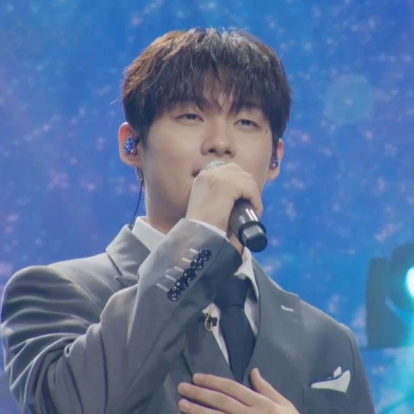 The most loved look of Choi Jaemyeong today