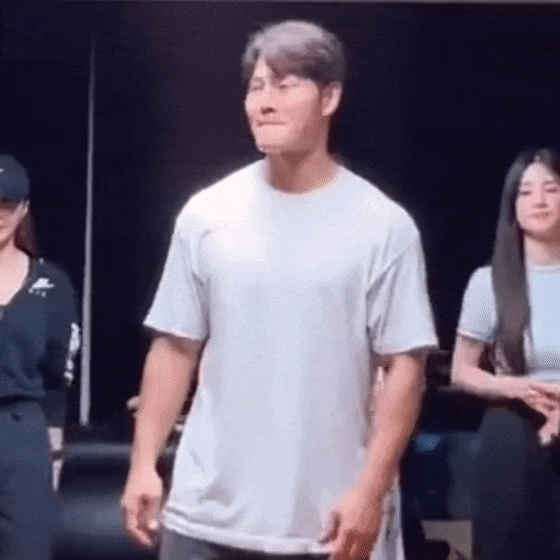 キム・ジョングクへのファンの愛が詰まった人気写真