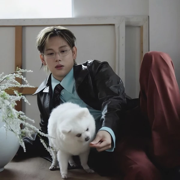 The most loved look of Yim Siwan today