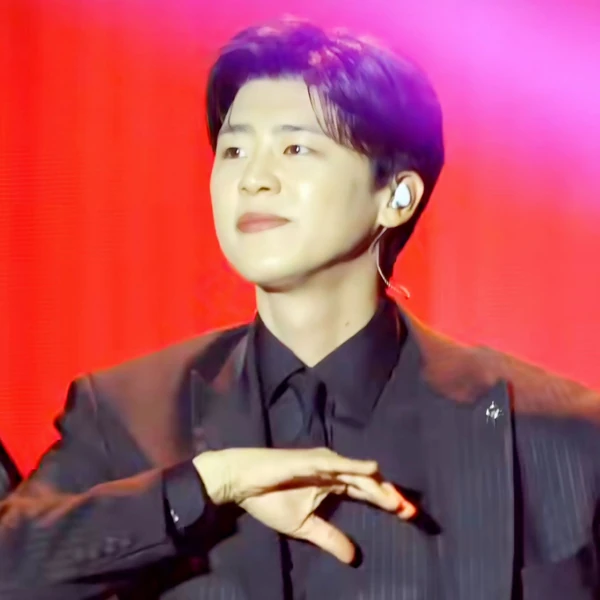 Top moment of Park Jihyeon chosen by fans