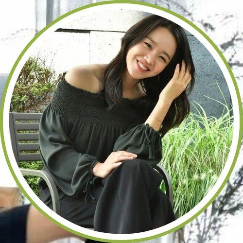 The most loved look of Shin Haesun today