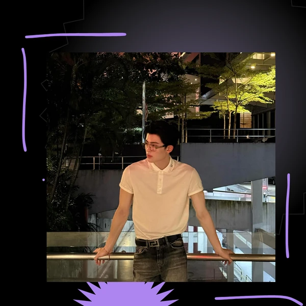 Popular photo full of fans’ love for Pond Naravit Lertratkosum