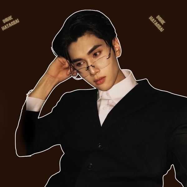 The most loved look of Dunk Natachai Boonprasert today